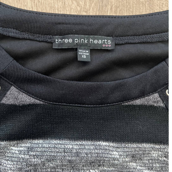Three Pink Hearts XS Long Sleeve Fitted Black & Gray Horizontal Stripes - Picture 3 of 11